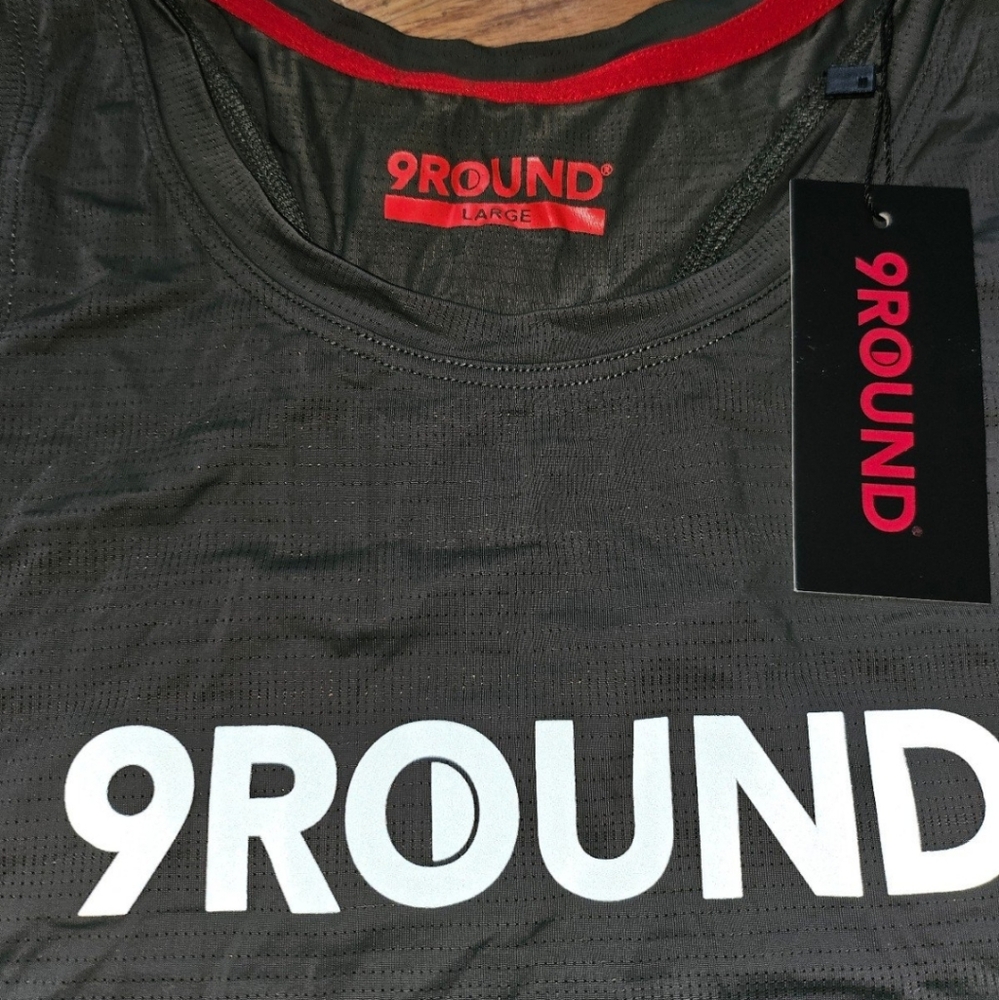 9 Round Razorback Tank, New,  Large - Picture 3 of 6